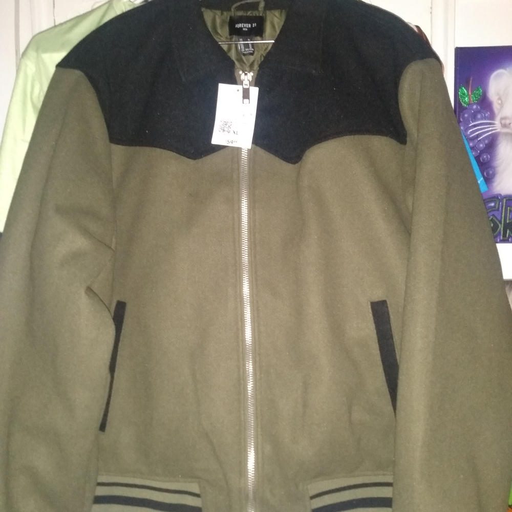 Men's Olive Green and Black Jacket